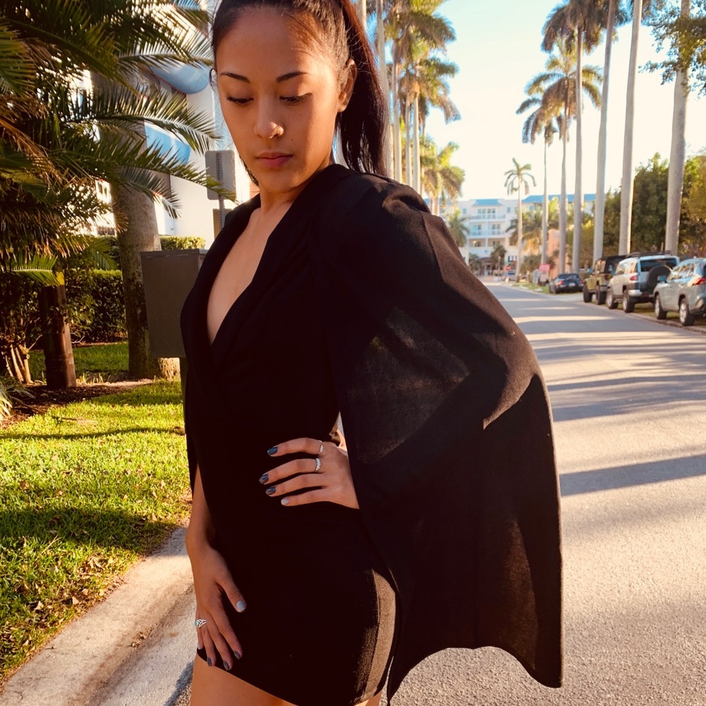 Womens Small Black “V” Cut Cape Sleeve Dress